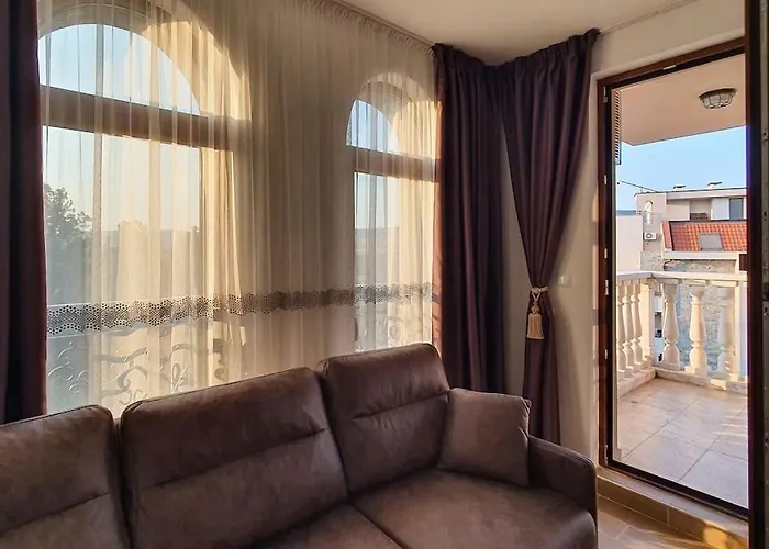 Apartament Cascadas Private Słoneczny Brzeg