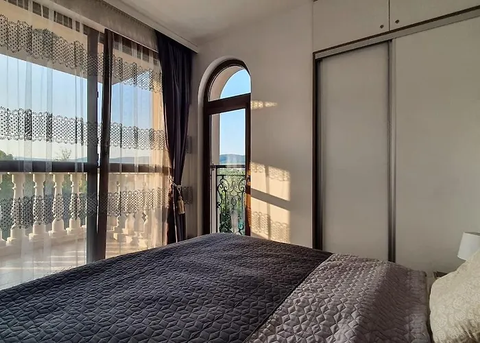 Cascadas Private Słoneczny Brzeg